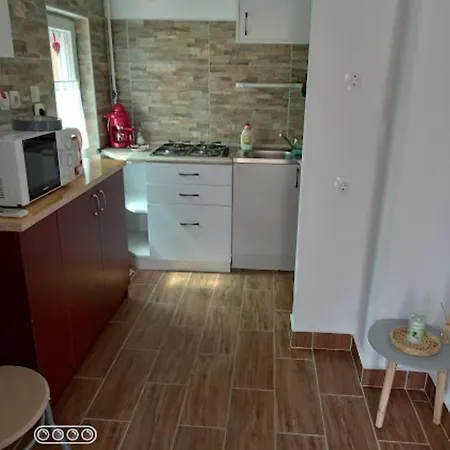 írisz Apartamento Mezőkövesd